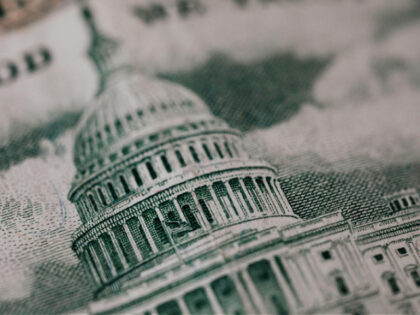 Image of Capitol on American banknote