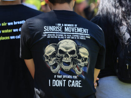 Hundreds of young climate activists prepare to march from John Marshall Park to the White