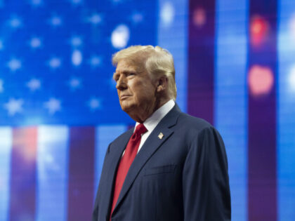 GLENDALE, ARIZONA - AUGUST 23: Republican presidential nominee, former U.S. President Dona