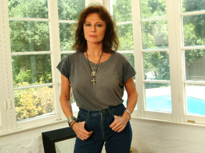 3310 BEVERLY HILLS, CALIFORNIA. June 17, 2003. English actress Jacqueline Bisset photograp